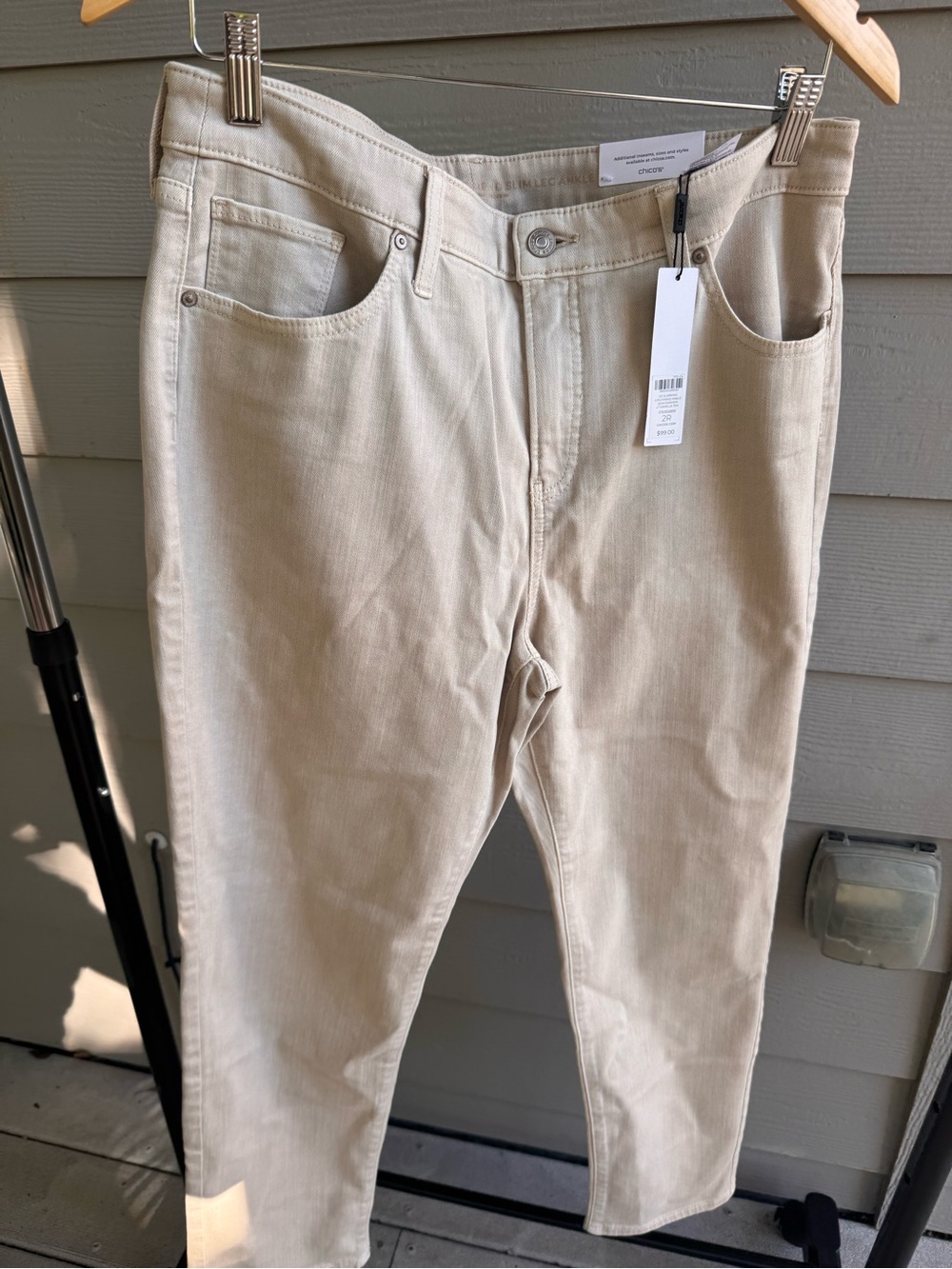 Women’s  Chicos slim leg ankle pants